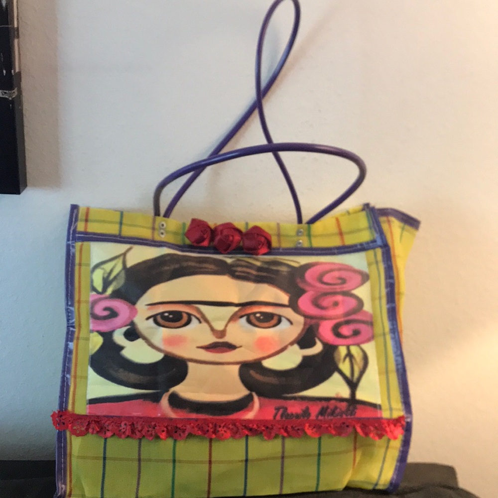 Frida style mesh bag